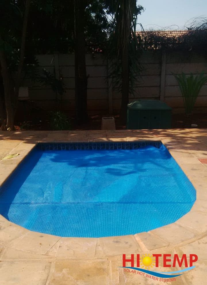 Heat Retention Pool Blanket Installed